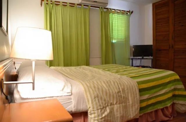 Hotel Cayo Arena Montecristi apartamento habitacion 1 grande cama